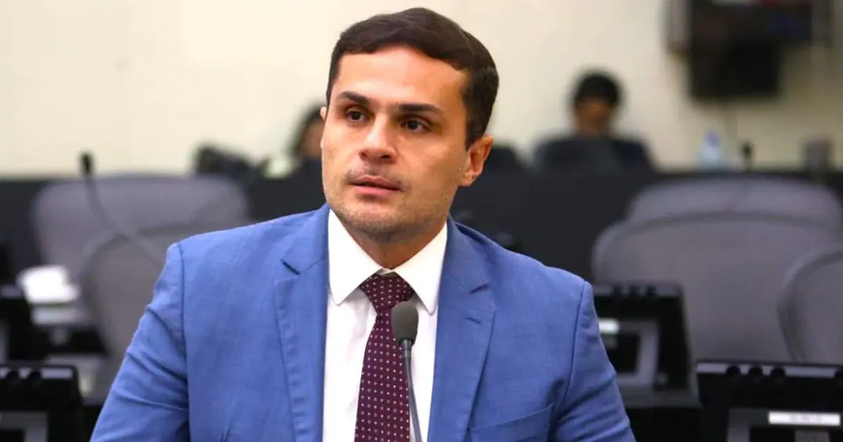 Alexandre Ayres celebra inauguração do Hospital do Idoso